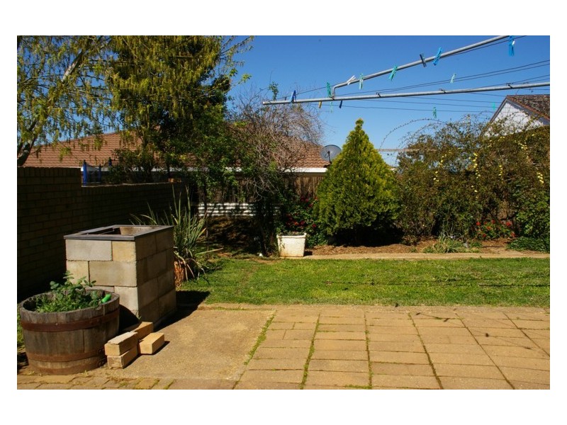 31 Wollowra Street, Cowra NSW 2794