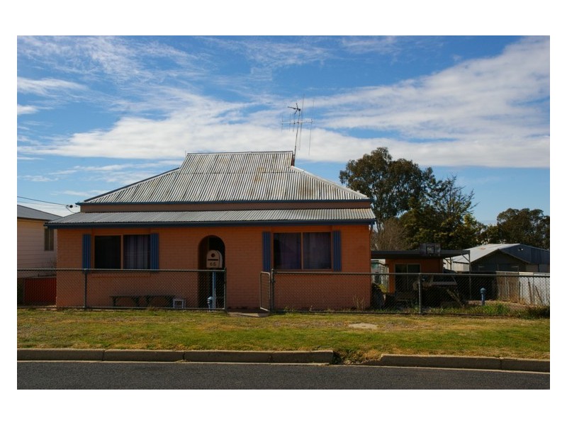 65 Fitzroy Avenue, Cowra NSW 2794