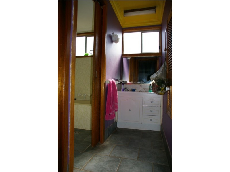 65 Fitzroy Avenue, Cowra NSW 2794