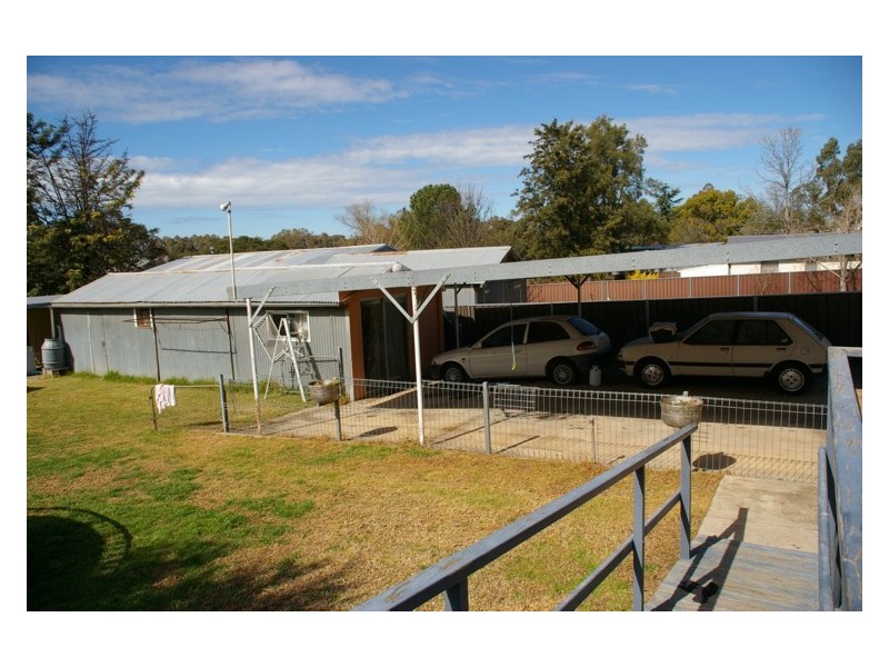 65 Fitzroy Avenue, Cowra NSW 2794