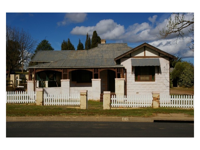 41 Brisbane Avenue, Cowra NSW 2794