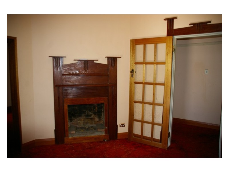 41 Brisbane Avenue, Cowra NSW 2794