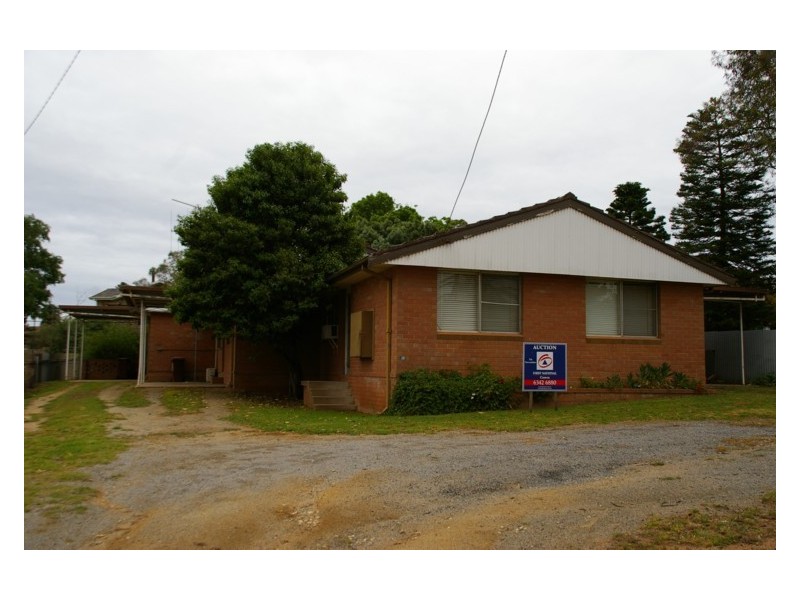 1, 2 & 3/100 Redfern Street, Cowra NSW 2794