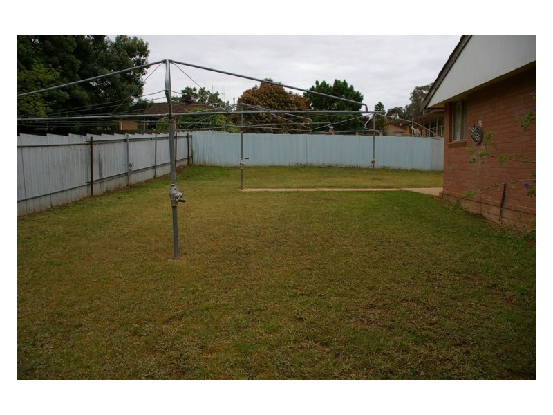1, 2 & 3/100 Redfern Street, Cowra NSW 2794