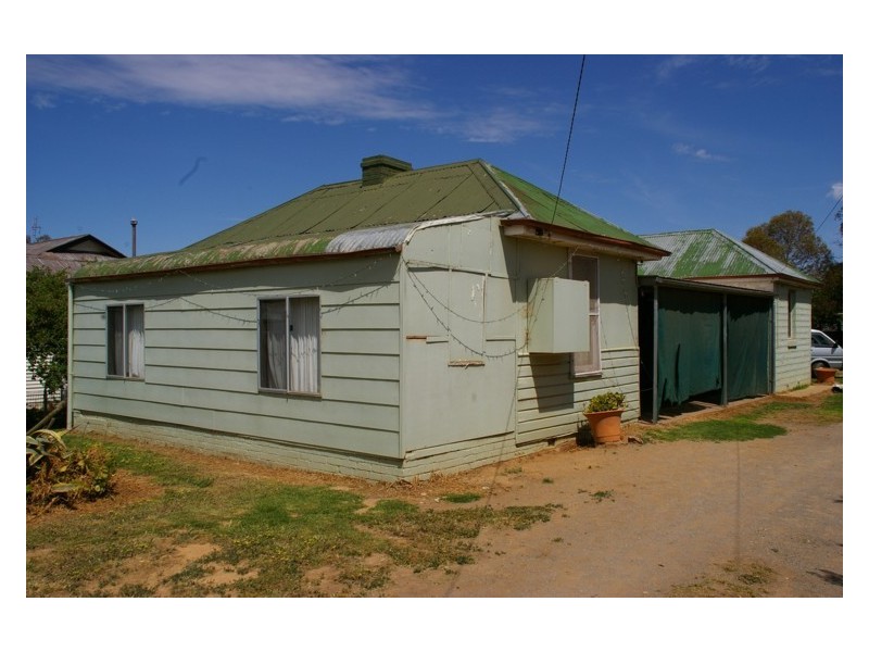 36 Victor Street, Cowra NSW 2794