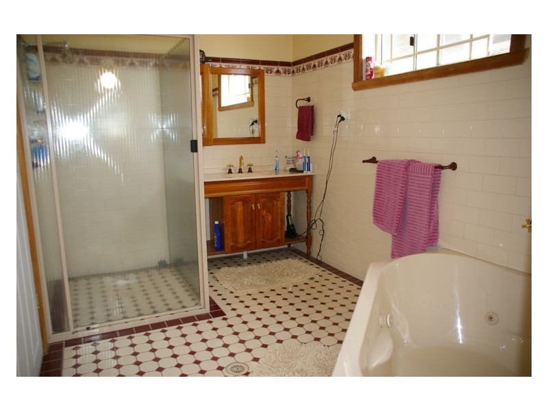 39 Courallie Street, Cowra NSW 2794