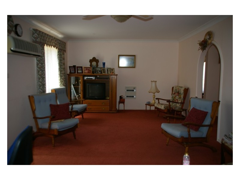 19 Willowvale Road, Cowra NSW 2794