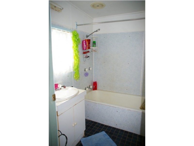 14 Shelley Street, Cowra NSW 2794