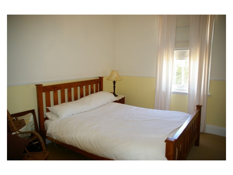 111 Fitzroy Street, Cowra NSW 2794