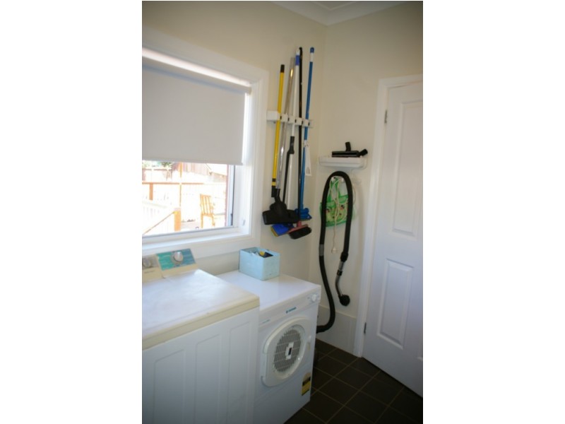 111 Fitzroy Street, Cowra NSW 2794