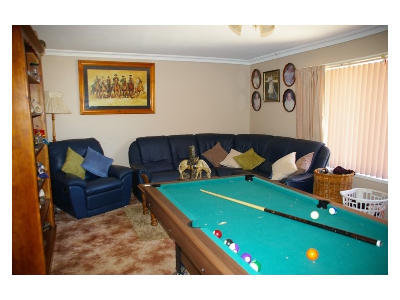 19 Airport Road, Cowra NSW 2794
