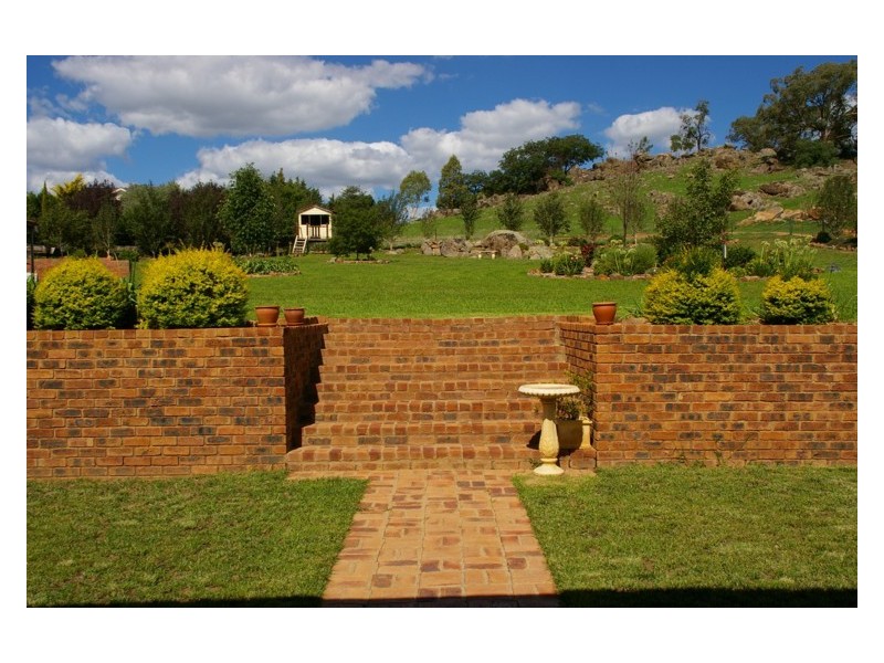 12 Shepherd Avenue, Cowra NSW 2794