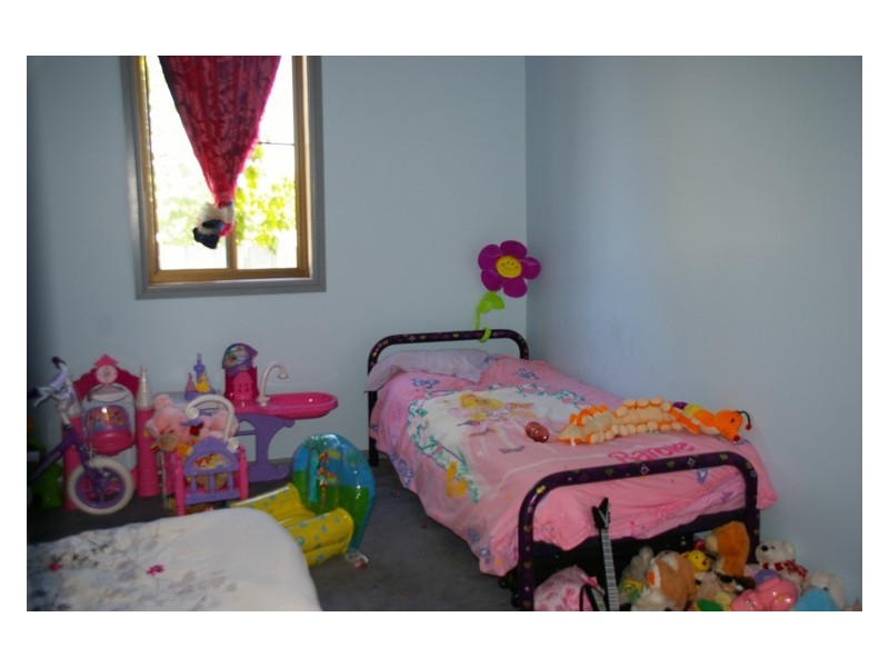 60 Lee Street, Cowra NSW 2794