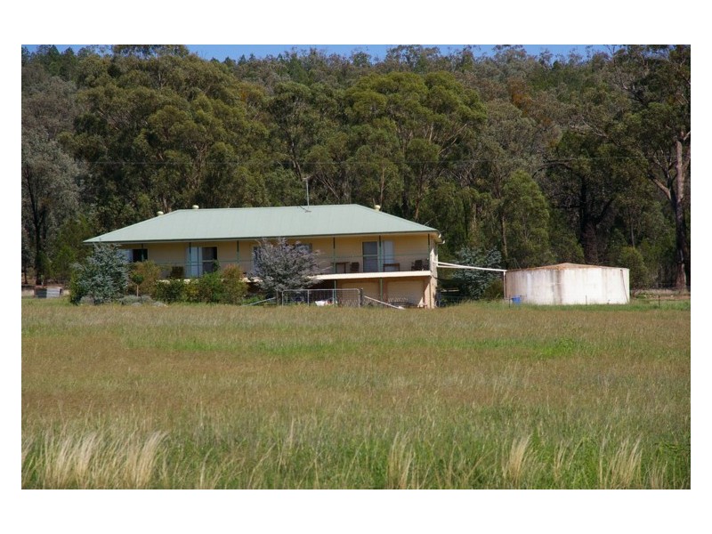 196 Conimbla Road, Cowra NSW 2794