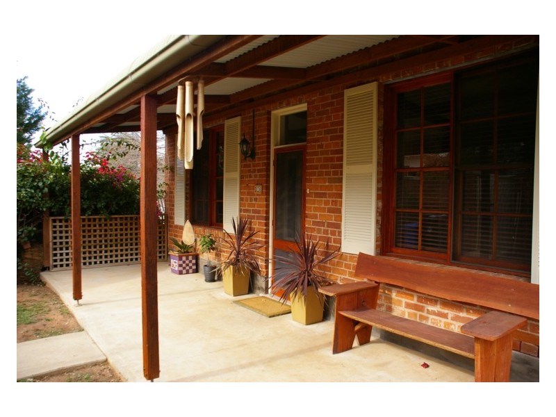 11 Daly Street, Cowra NSW 2794