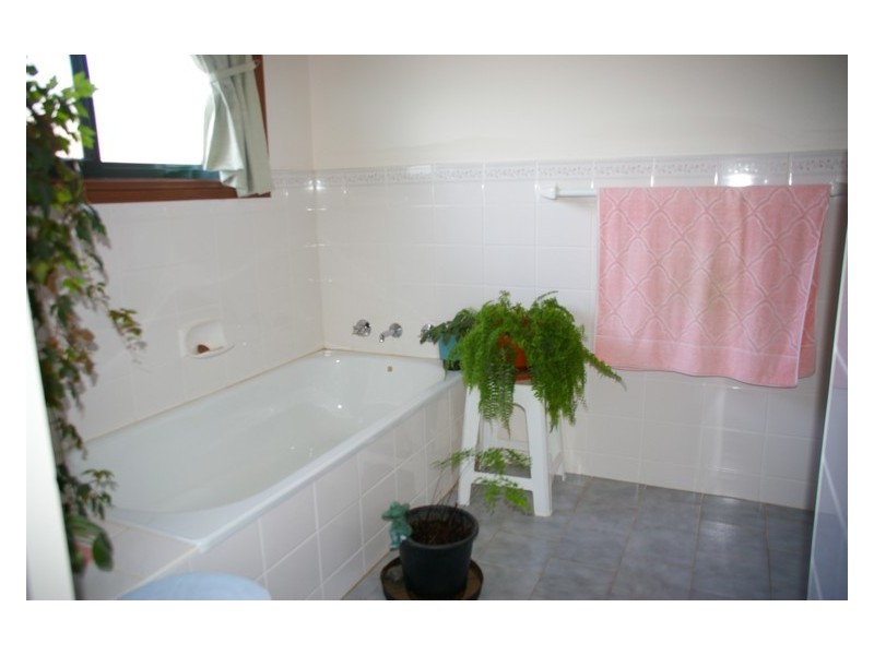 292 Camp Road, Cowra NSW 2794