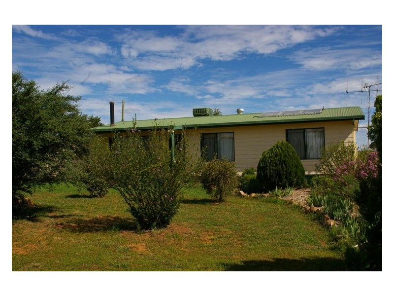 292 Camp Road, Cowra NSW 2794