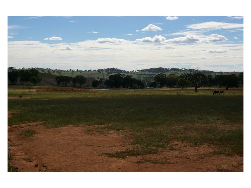 292 Camp Road, Cowra NSW 2794