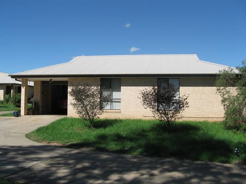 1/53 Wellington Street, Cowra NSW 2794