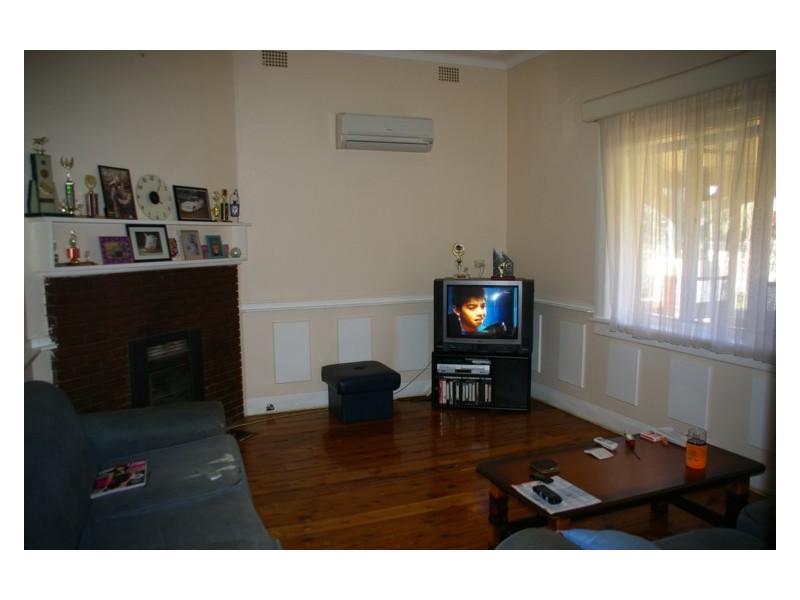 66 Fitzroy Avenue, Cowra NSW 2794