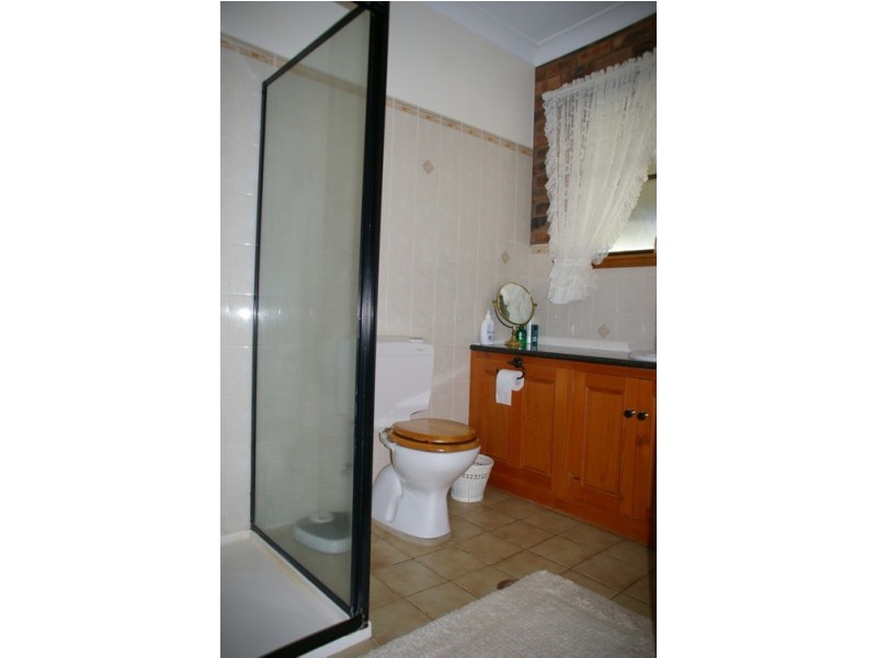 107 Dorset Lane, Cowra NSW 2794