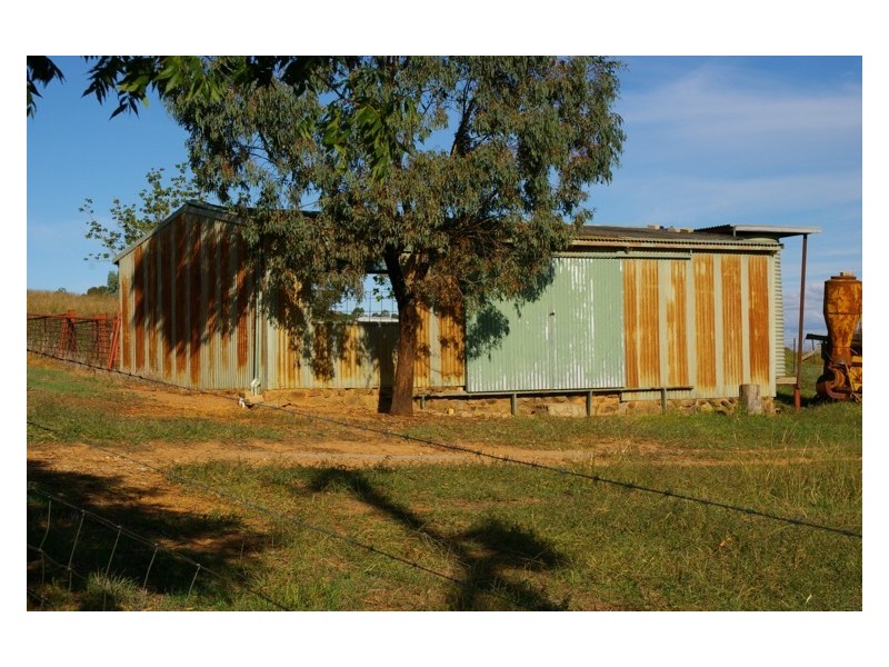 107 Dorset Lane, Cowra NSW 2794