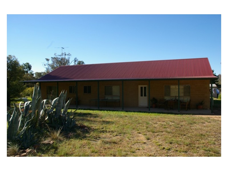 101 Boorowa Street, Koorawatha NSW 2807