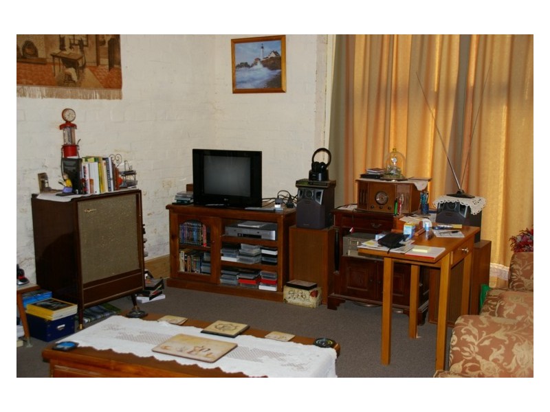 29 Parkes Street, Woodstock NSW 2793