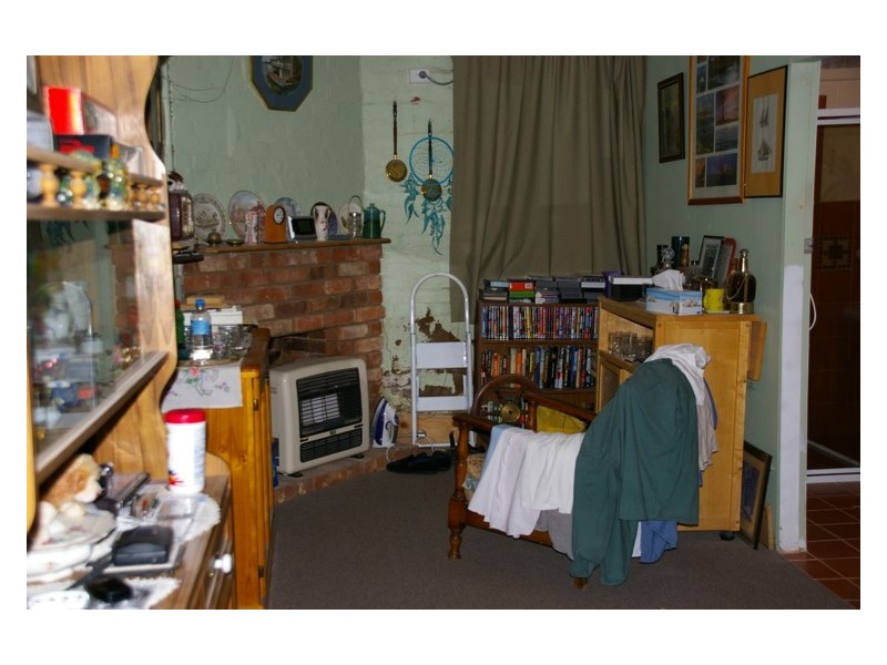 29 Parkes Street, Woodstock NSW 2793