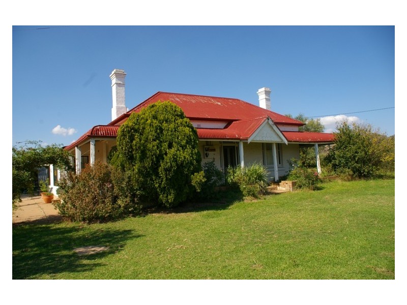 1160 Canowindra Road, Cowra NSW 2794