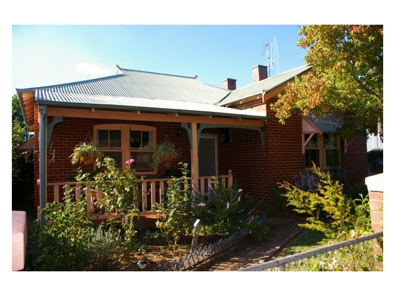 34 Coota Street, Cowra NSW 2794