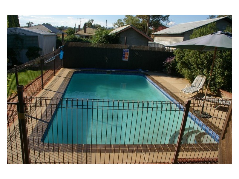 34 Coota Street, Cowra NSW 2794