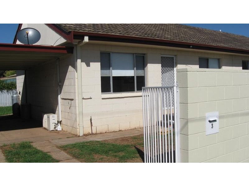 3/9 Belmore Street, Cowra NSW 2794