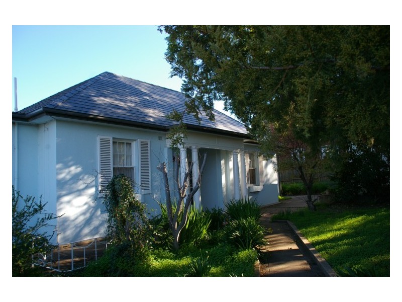 62 Liverpool Street, Cowra NSW 2794