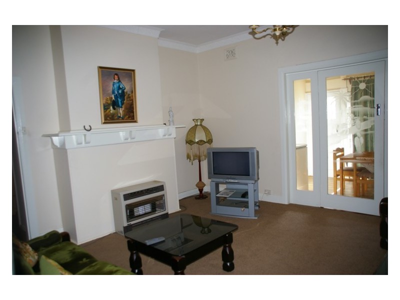 62 Liverpool Street, Cowra NSW 2794