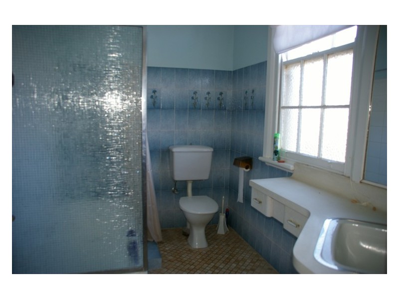 62 Liverpool Street, Cowra NSW 2794