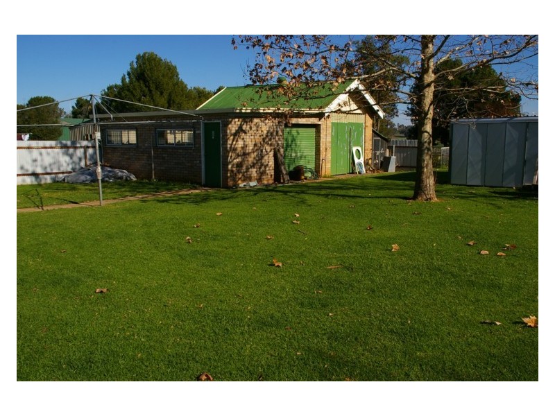 69 Mill Street, Canowindra NSW 2804