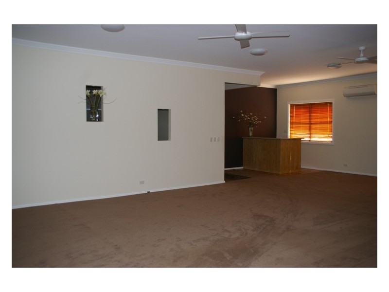15 Parkes Street, Cowra NSW 2794