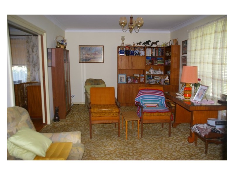 37 Cowra Road, Cowra NSW 2794