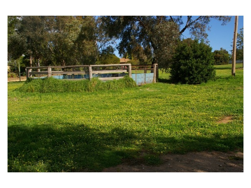 37 Cowra Road, Cowra NSW 2794