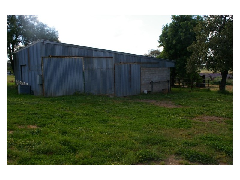 37 Cowra Road, Cowra NSW 2794