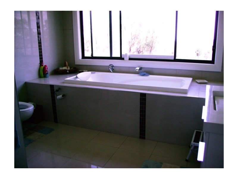 305 Horton Drive, Woodstock NSW 2793