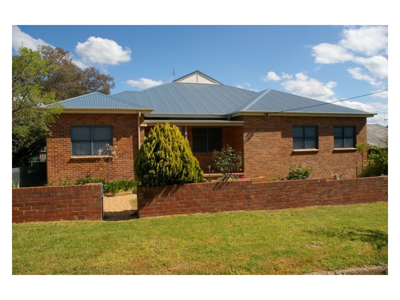 15 Parkes Street, Cowra NSW 2794