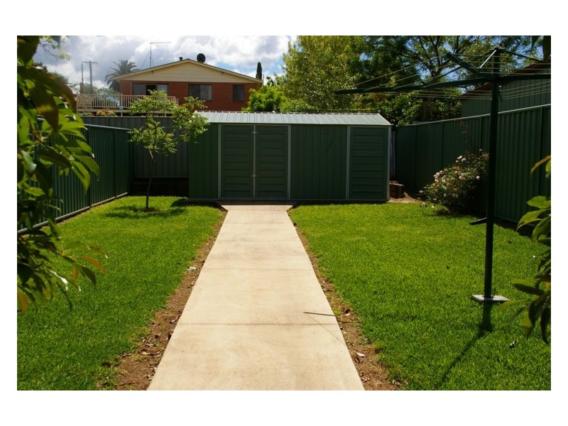 14 B Liverpool, Cowra NSW 2794