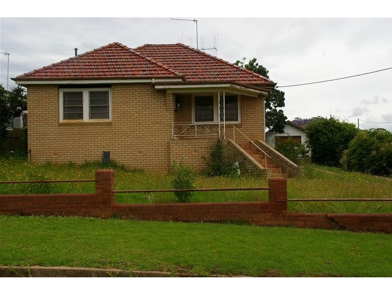 23 Coota Street, Cowra NSW 2794