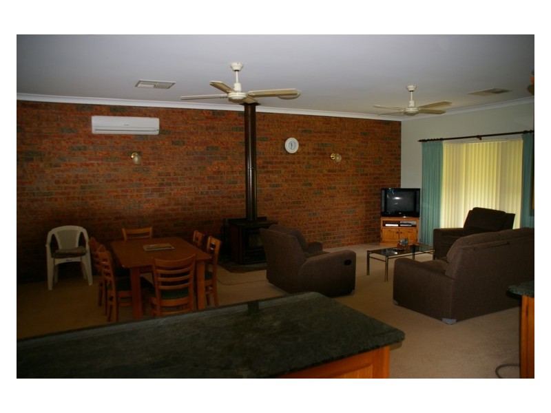 44 Carro Park Road, Cowra NSW 2794