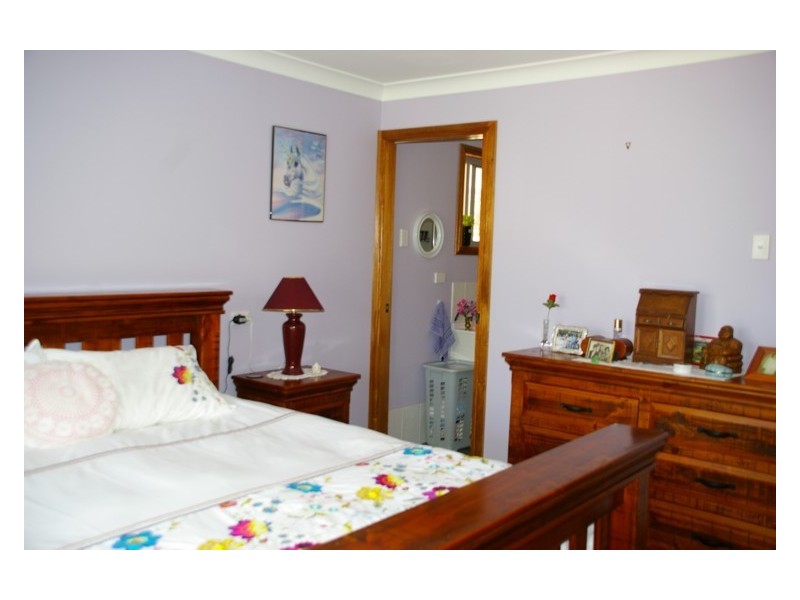 341 Horton Drive, Woodstock NSW 2793