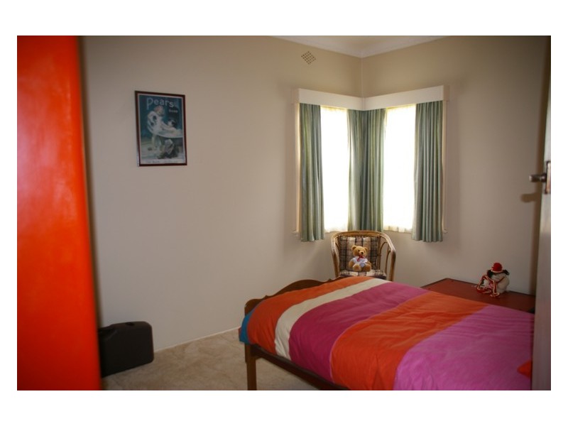 63 Taragala Street, Cowra NSW 2794