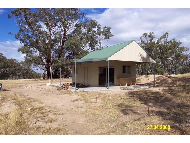 Cobb Way, Woodstock NSW 2793