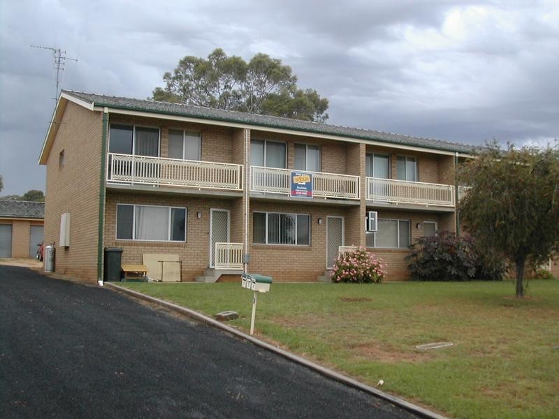 31C Newcombe Street, Cowra NSW 2794